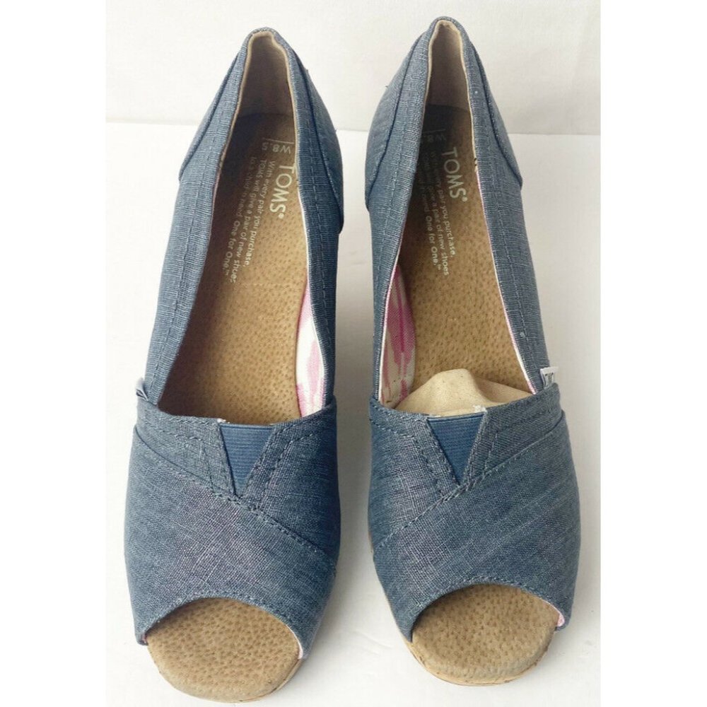 TOMS 8.5 Savannah Wedge Sandal Blue Denim Open Toe NEW
